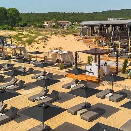 Smokinya Pensiune Sozopol